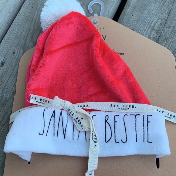 NWT RAE DUNN Baby Santa's Bestie Holiday Hat & Slippers Set - Picture 4 of 7